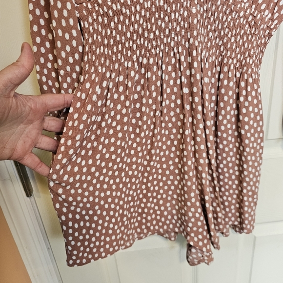 Abercrombie & Fitch Vneck Long Sleeve Romper Polka Dot Print - Picture 9 of 10